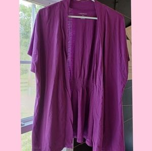 Short sleeve sweater